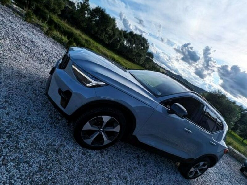 Volvo XC 40 Mild Hibrid R-Design