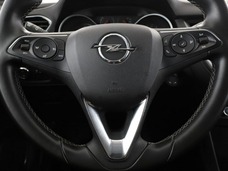 Opel Grandland X Innovation grzane fotele navi klima-auto kamera Bluetooth tempomat