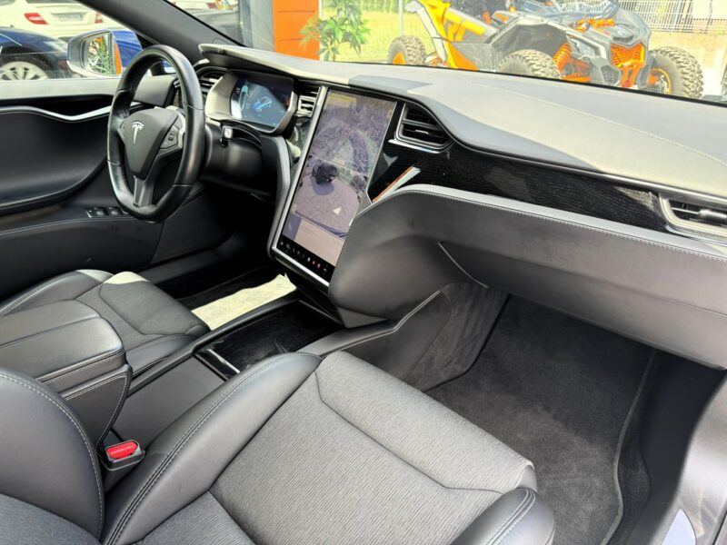 Tesla Model S Gwarancja Tesla do 2026, Europa, Bez wypadek, x2 kluczyk, FV-23%