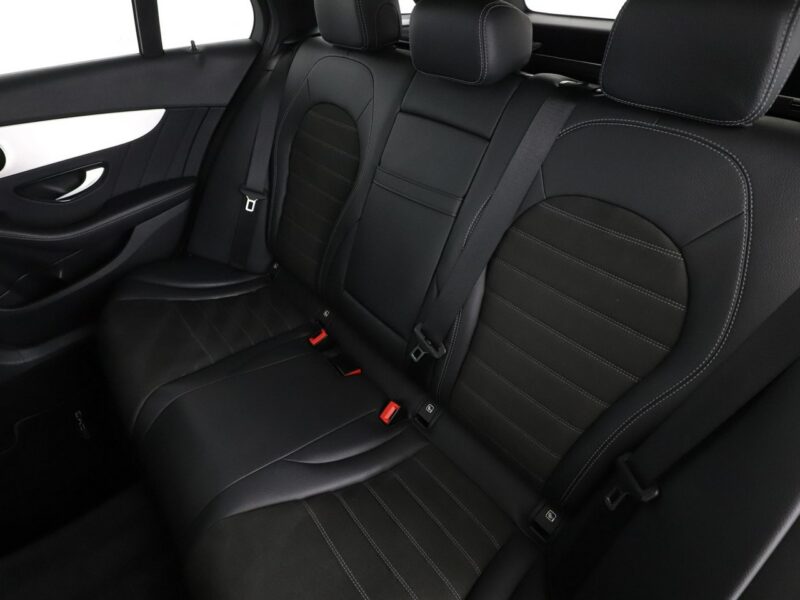 Mercedes C 300 PHEV AMG Line multibeam LED panorama virtual cocpit skóra/alcantara W205 (2014-2021)