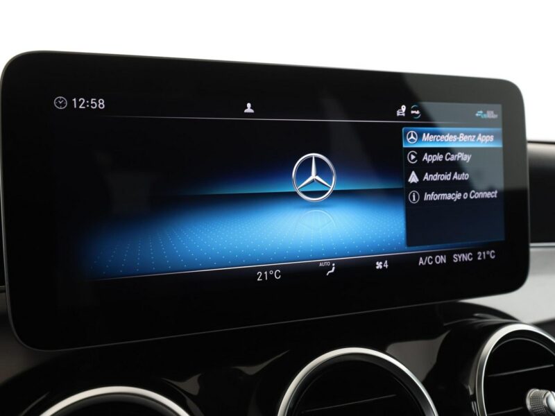 Mercedes C 300 PHEV AMG Line multibeam LED panorama virtual cocpit skóra/alcantara W205 (2014-2021)