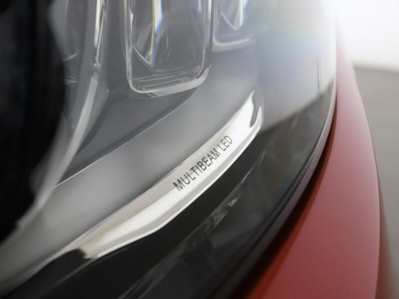 Mercedes C 300 PHEV AMG Line multibeam LED panorama virtual cocpit skóra/alcantara W205 (2014-2021)