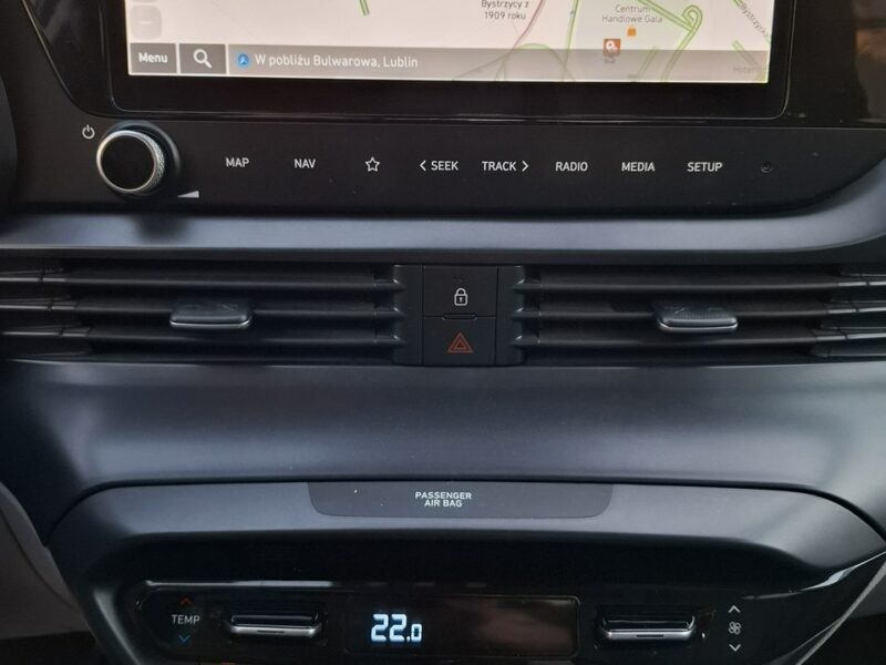 Hyundai Bayon Unikatowy. Benzyna / Hybryda. Manual. Niski, Oryginalny Przebieg.