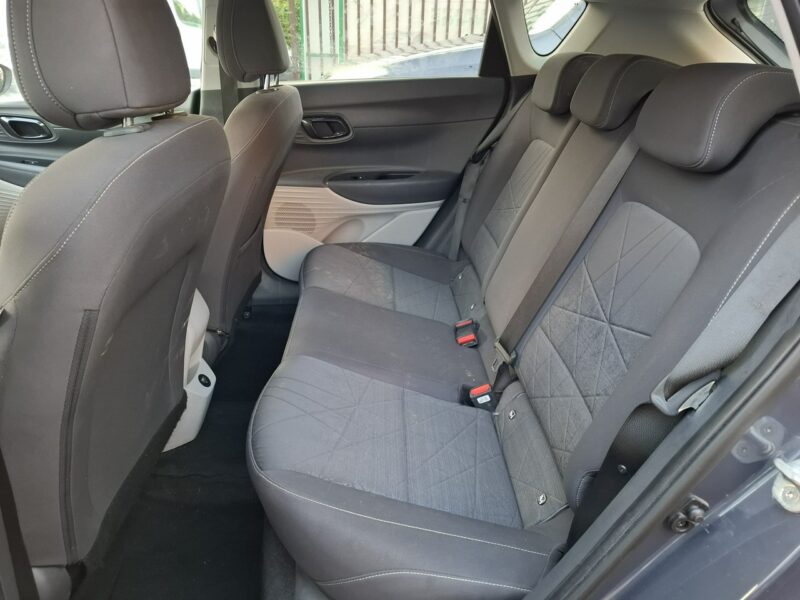 Hyundai Bayon Unikatowy. Benzyna / Hybryda. Manual. Niski, Oryginalny Przebieg.