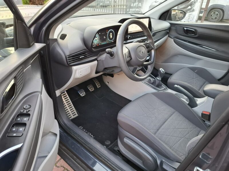 Hyundai Bayon Unikatowy. Benzyna / Hybryda. Manual. Niski, Oryginalny Przebieg.