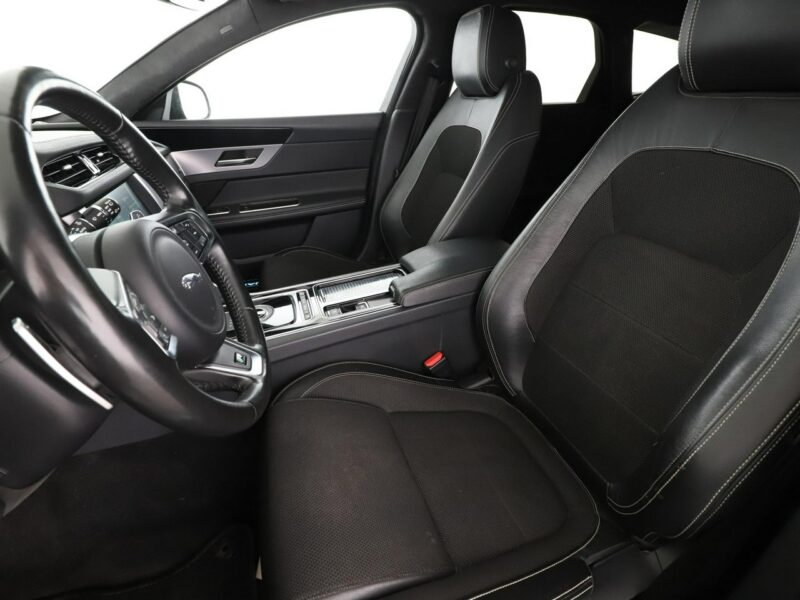 Jaguar XF 20d SportBreak Automat R-Sport Navi Tempomat Grzane Fotele Bixenon Kam X260 (2015-)