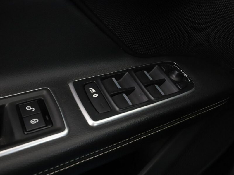 Jaguar XF 20d SportBreak Automat R-Sport Navi Tempomat Grzane Fotele Bixenon Kam X260 (2015-)