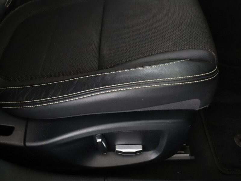 Jaguar XF 20d SportBreak Automat R-Sport Navi Tempomat Grzane Fotele Bixenon Kam X260 (2015-)