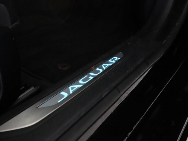 Jaguar XF 20d SportBreak Automat R-Sport Navi Tempomat Grzane Fotele Bixenon Kam X260 (2015-)