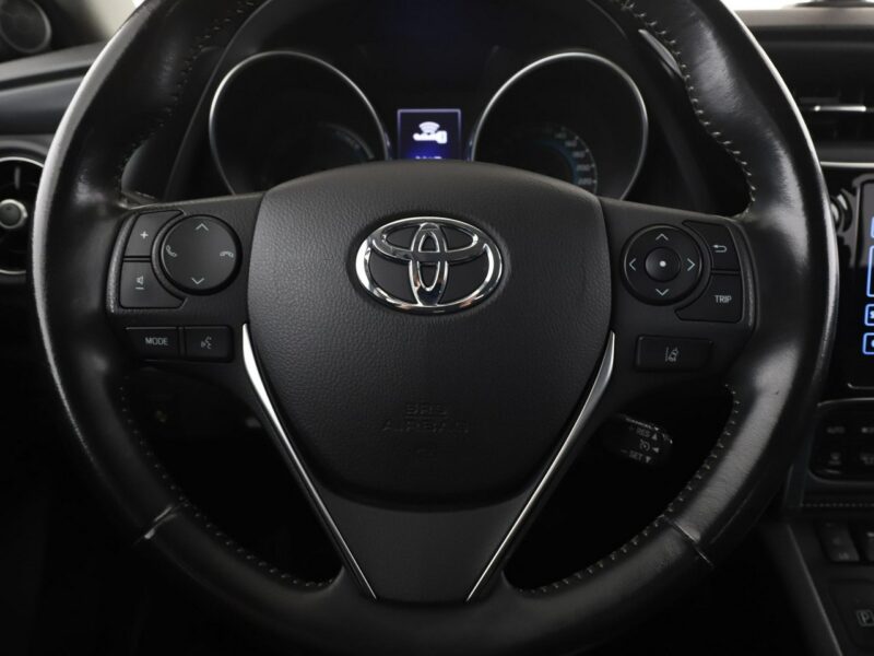 Toyota Auris 1.8 Hybrid Edition-S+ Klimatronik Tempomat Grzane Fotele Kamera LED II (2012-)