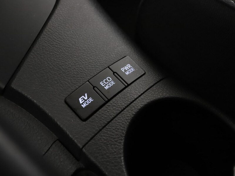 Toyota Auris 1.8 Hybrid Edition-S+ Klimatronik Tempomat Grzane Fotele Kamera LED II (2012-)