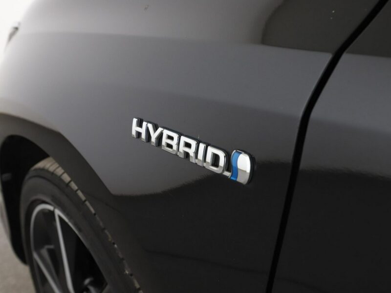 Toyota Auris 1.8 Hybrid Edition-S+ Klimatronik Tempomat Grzane Fotele Kamera LED II (2012-)