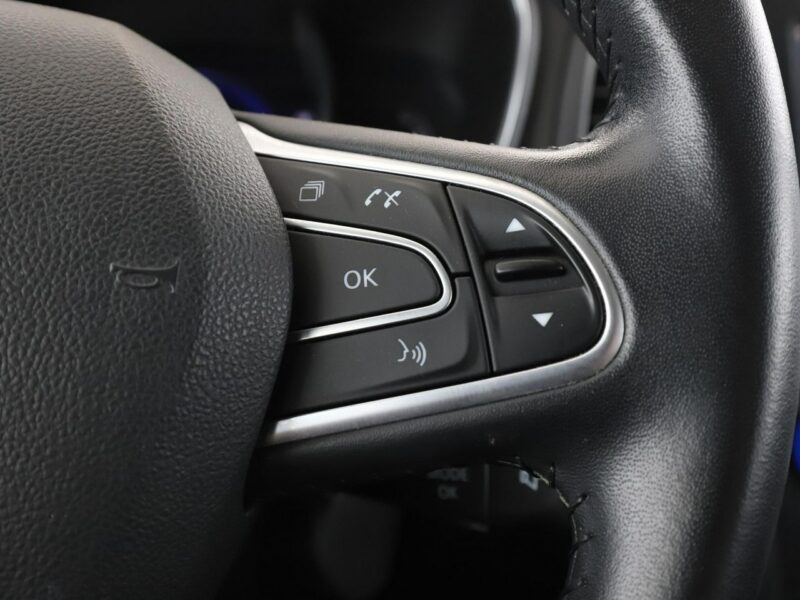 Renault Megane navi klima czujniki parkowania bluetooth IV (2016-)