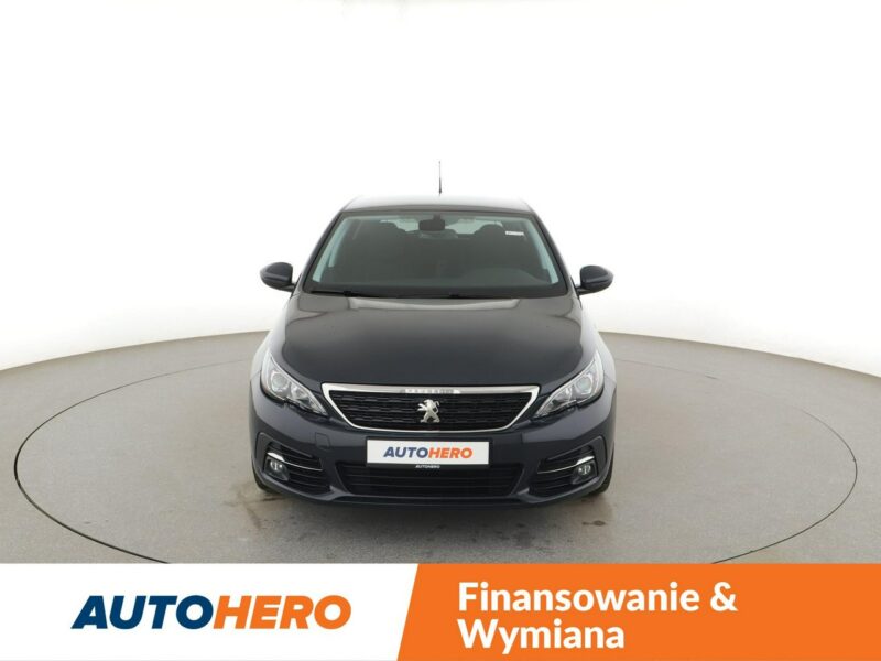 Peugeot 308 navi klima auto kamera i czujniki parkowania T9 (2014-2021)