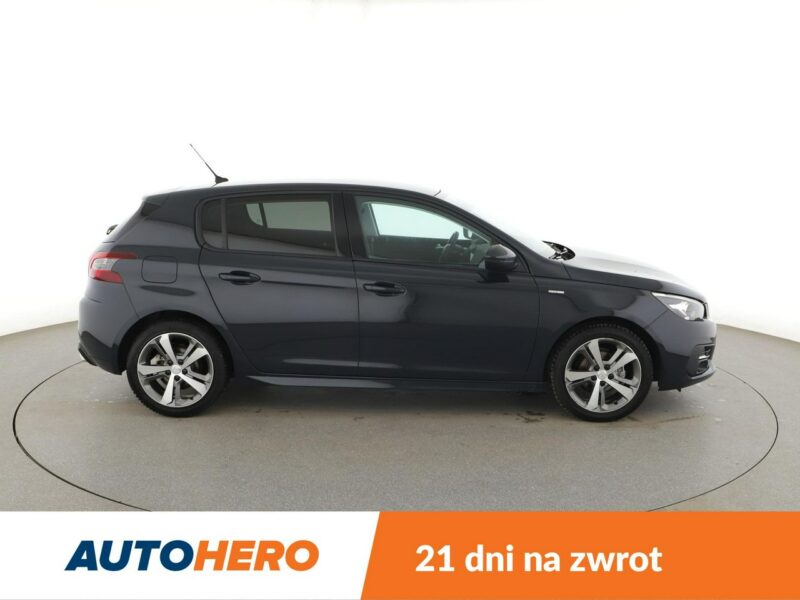 Peugeot 308 navi klima auto kamera i czujniki parkowania T9 (2014-2021)