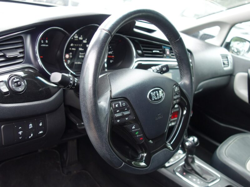 Kia Cee'd KIA CEED III (2018-)