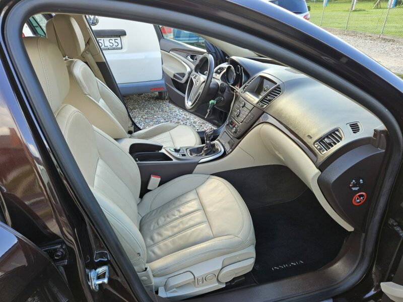 Opel Insignia Opłacona Zadbana Serwisowana Bogato Wyposażona 1 WŁ Po Serwisie A (2008-2017)