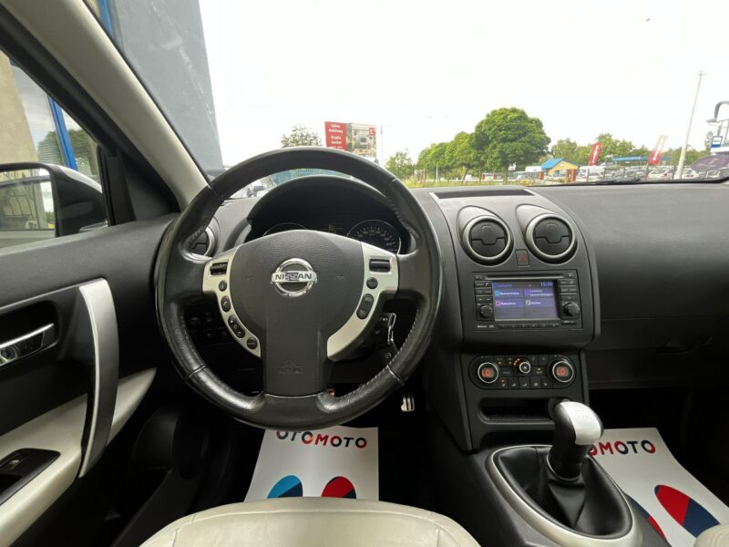 Nissan Qashqai Nissan Qashqai 1.6B Lift 2011 Climatronic Navi Kamera Cofania Panorama I (2007-2013)