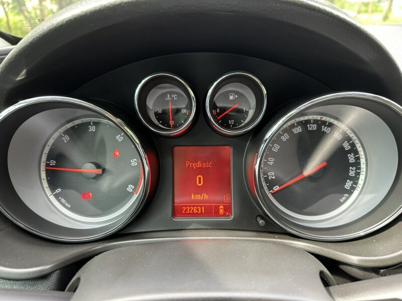 Opel Insignia Cosmo 2.0 CDTI 160KM Alu18'' Xenon Salon Polska Navi Alu FULLL Polecam A (2008-2017)