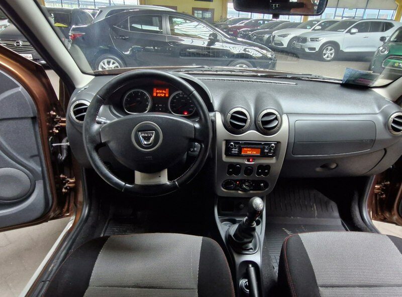 Dacia Duster ZOBACZ OPIS !! W podanej cenie roczna gwarancja I (2009-2017)