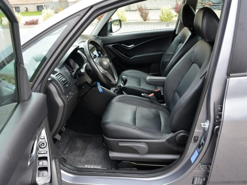 Hyundai ix20 1.4(90KM) Skóry Navi Parktronic Klimatronic Alu z Niemiec