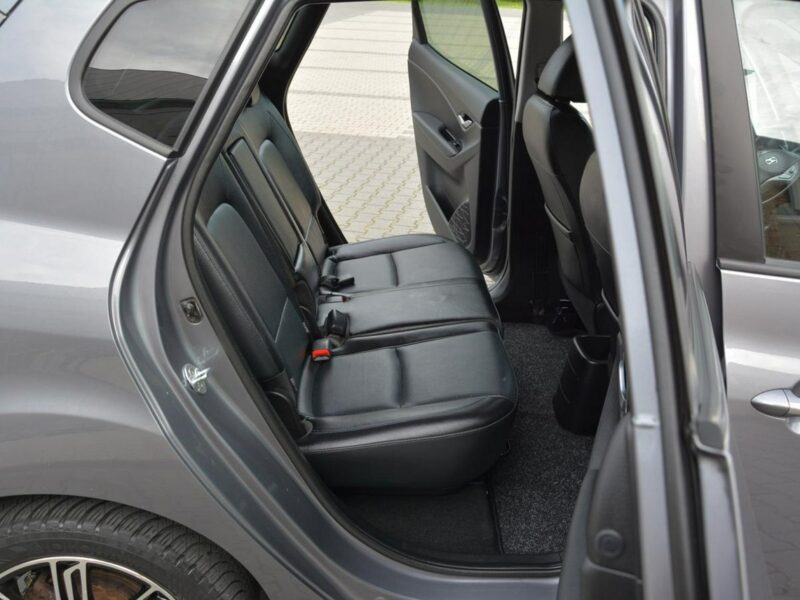 Hyundai ix20 1.4(90KM) Skóry Navi Parktronic Klimatronic Alu z Niemiec