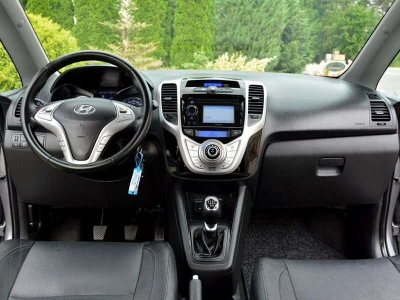 Hyundai ix20 1.4(90KM) Skóry Navi Parktronic Klimatronic Alu z Niemiec