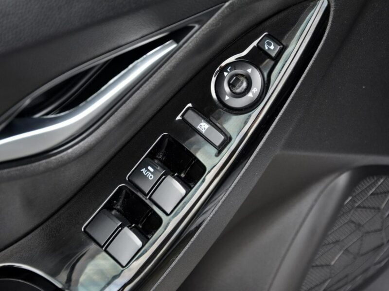 Hyundai ix20 1.4(90KM) Skóry Navi Parktronic Klimatronic Alu z Niemiec