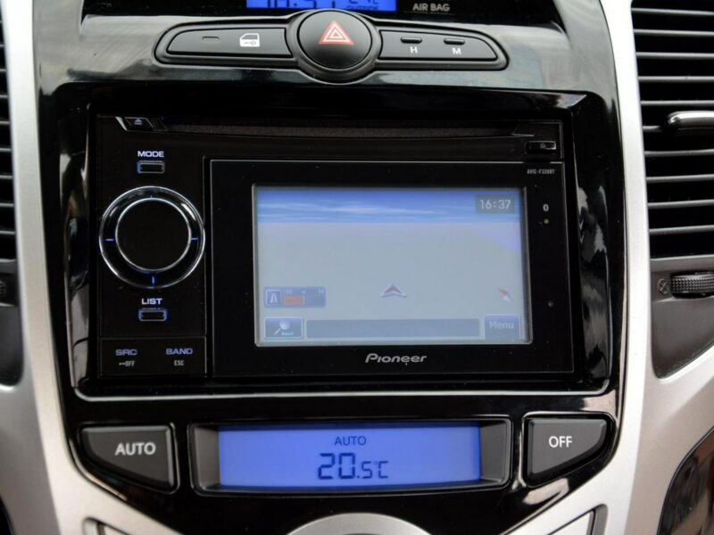 Hyundai ix20 1.4(90KM) Skóry Navi Parktronic Klimatronic Alu z Niemiec