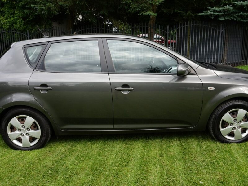 Kia Cee'd zarejestrowany, ubezpieczony. Polecam Gwarancja !!! I (2006-2012)
