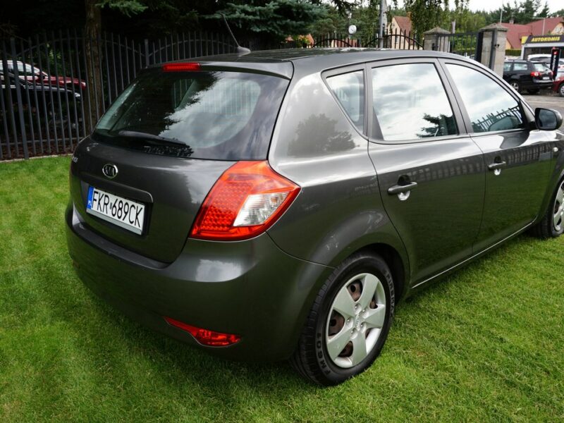 Kia Cee'd zarejestrowany, ubezpieczony. Polecam Gwarancja !!! I (2006-2012)