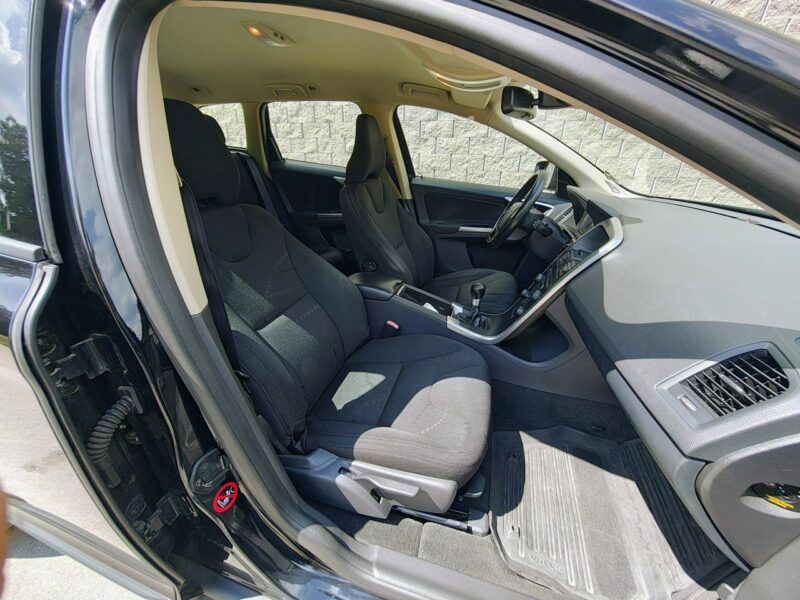 Volvo XC 60 I (2008-2017)