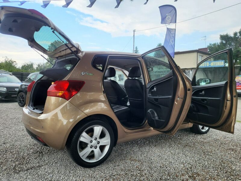 Kia Venga 1.6 125 KM Kamera Parktronik Skóry I Właściciel Opłaty Zapraszamy !!!