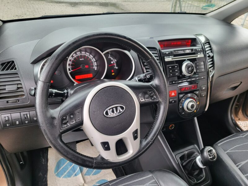 Kia Venga 1.6 125 KM Kamera Parktronik Skóry I Właściciel Opłaty Zapraszamy !!!