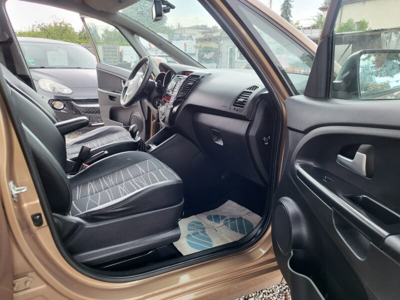Kia Venga 1.6 125 KM Kamera Parktronik Skóry I Właściciel Opłaty Zapraszamy !!!