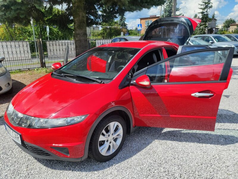 Honda Civic 1.4 83 KM Ładna z Niemiec Mały Przebieg 124 Tyś Opłaty Zapraszamy !!! VIII (2006-2011)