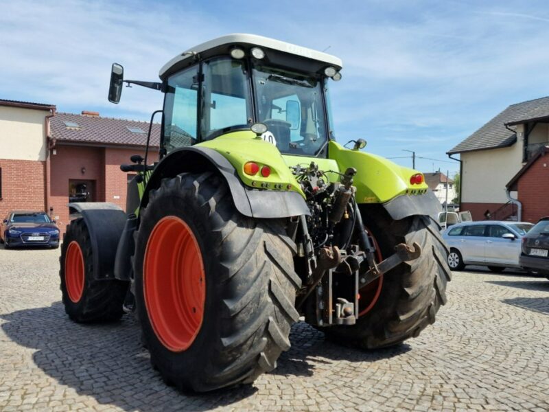ciągniki Claas CLAAS Axion 820 TUZ CLAAS Axion 820 przedni TUZ