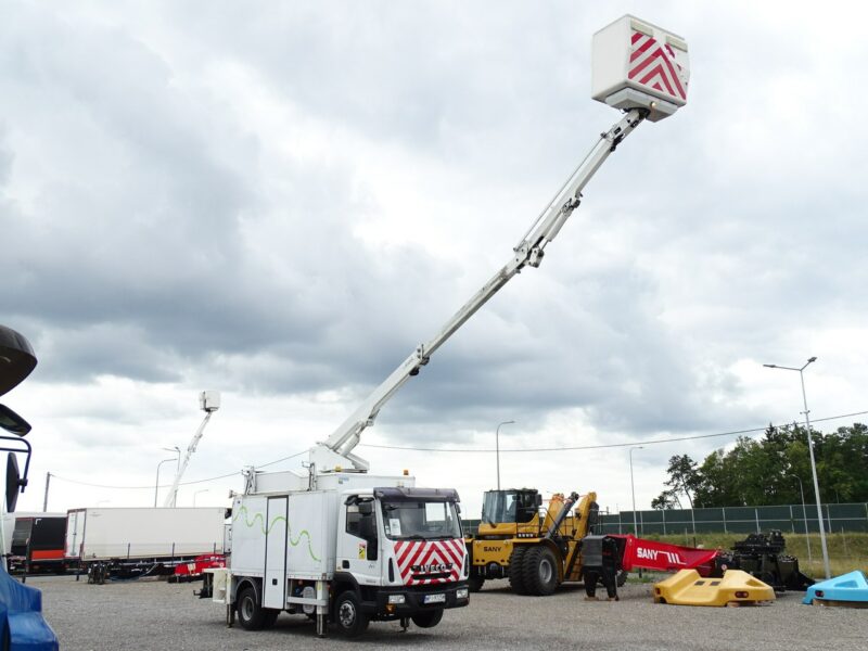 podnośnik koszowy Iveco Euro Cargo 120EL18 Podnośnik Koszowy Sprowadzony EUROCARGO 120E18 Zarejestrowany Jako Specjalny , Sprowadzony , EURO 5