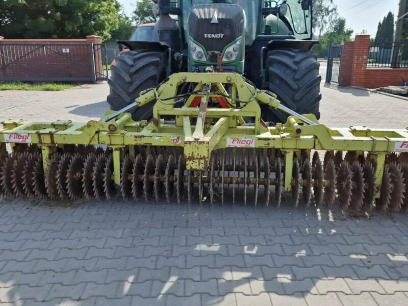 agregaty inny Wał uprawowy Fliegl przedni hydraulika 4m Wał uprawowy Fliegl przedni hydraulika 4m