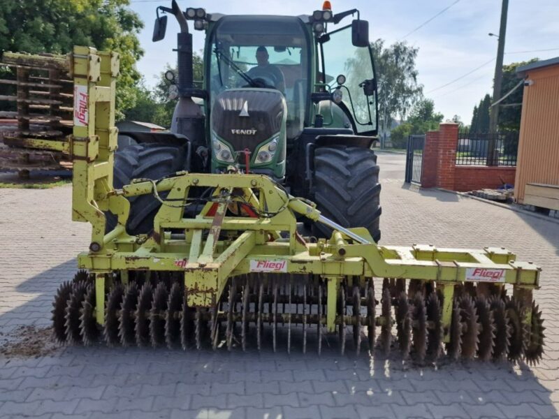 agregaty inny Wał uprawowy Fliegl przedni hydraulika 4m Wał uprawowy Fliegl przedni hydraulika 4m