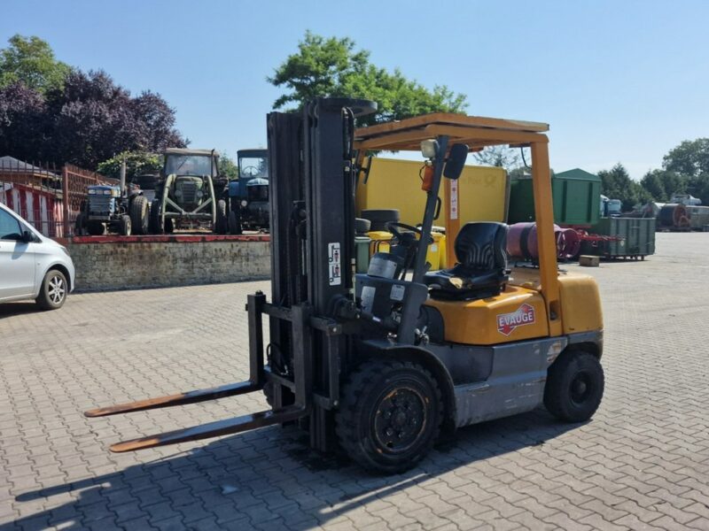 wózek unoszący TCM TCM FG30N5T wózek widłowy Podnoszenie 470 cm