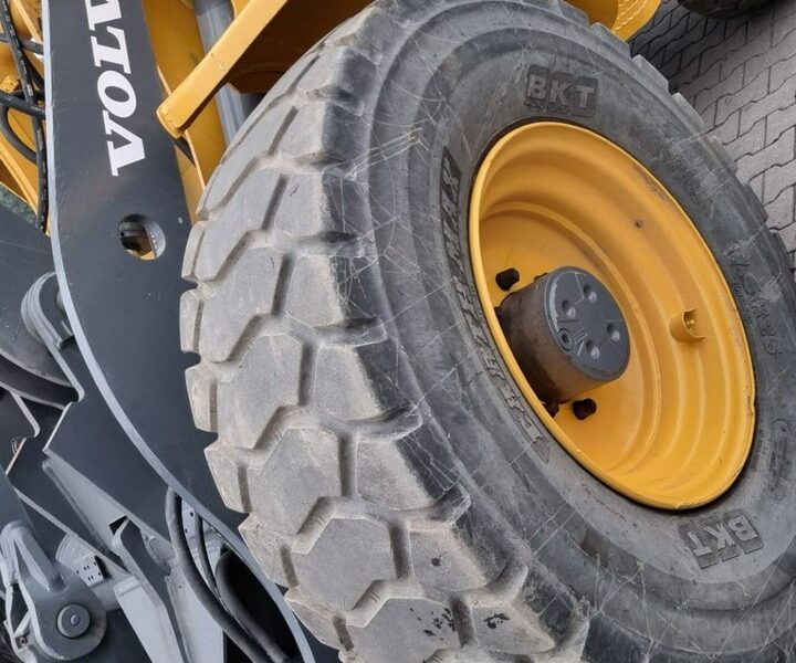 duża kołowa Volvo VOLVO L45B ładowarka fadroma VOLVO L45B ładowarka fadroma