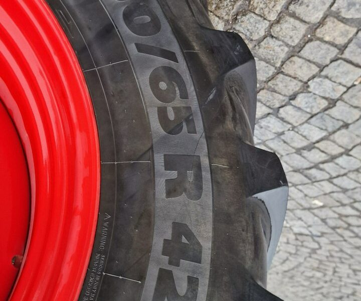ciągniki Fendt 724 VARIO SCR WOM ABS mocno wyposażony 724 VARIO , Klima, 2012 r