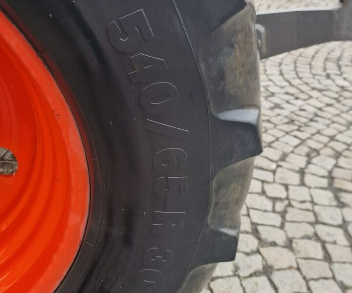 ciągniki Claas CLAAS Axion 810 CLAAS Axion 810