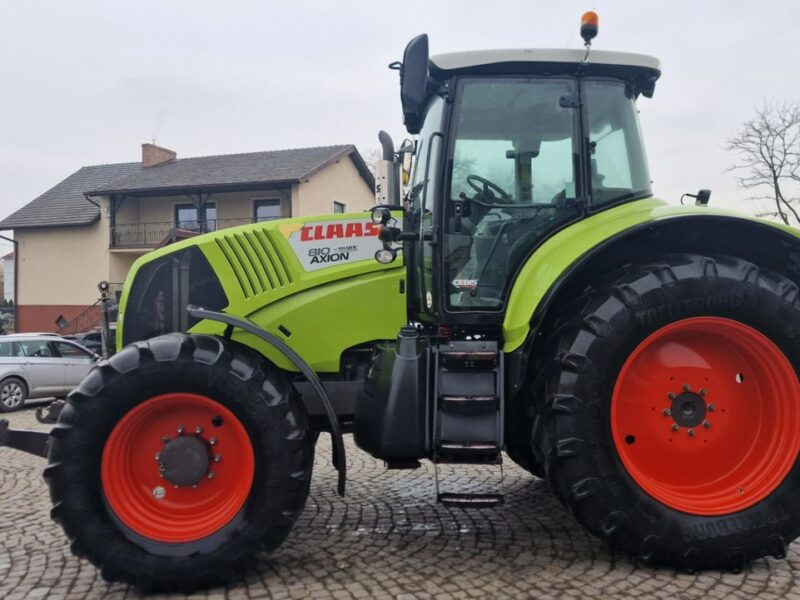 ciągniki Claas CLAAS Axion 810 CLAAS Axion 810