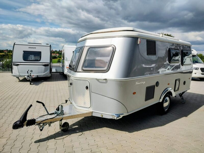 przyczepy kempingowe Hymer-Eriba Touring Facelift - Touring 560 Wyjątkowa przyczepa nawet dla 6 osób z otwieranym dachem!