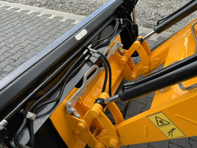 standardowa JCB MIDI CX Szybkozłącze Nowe Opony bez luzów i wycieków Super Stan (nie 2CX, 3CX, Minikoparka, Traktorek)