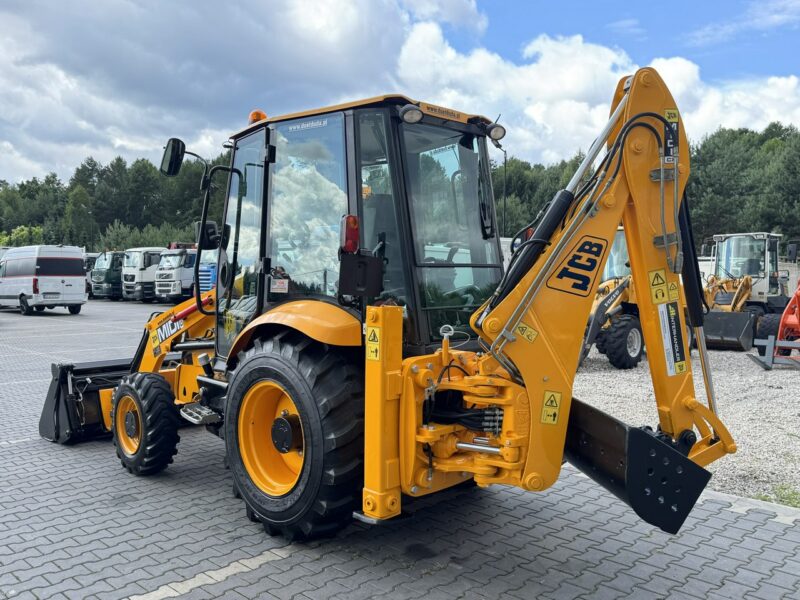 standardowa JCB MIDI CX Szybkozłącze Nowe Opony bez luzów i wycieków Super Stan (nie 2CX, 3CX, Minikoparka, Traktorek)