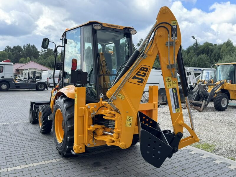 standardowa JCB MIDI CX Szybkozłącze Nowe Opony bez luzów i wycieków Super Stan (nie 2CX, 3CX, Minikoparka, Traktorek)
