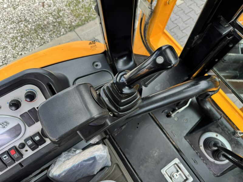 standardowa JCB MIDI CX Szybkozłącze Nowe Opony bez luzów i wycieków Super Stan (nie 2CX, 3CX, Minikoparka, Traktorek)